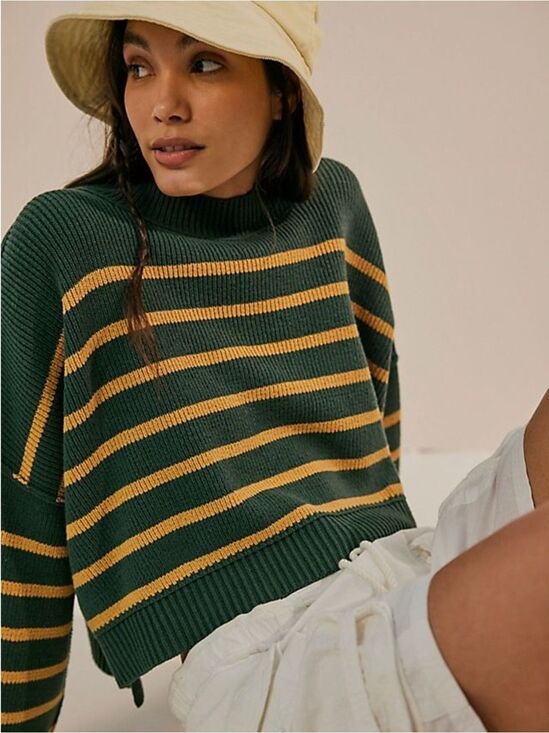 Free People Sweaters - FREE PEOPLE easy street stipe crop pullover sweater in hunter green combo